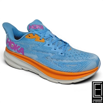 Zapatos Hoka Clifton 9 En Azul Claro Con Suela Naranja Brillante Ofrecen Una Amortiguación Ligera