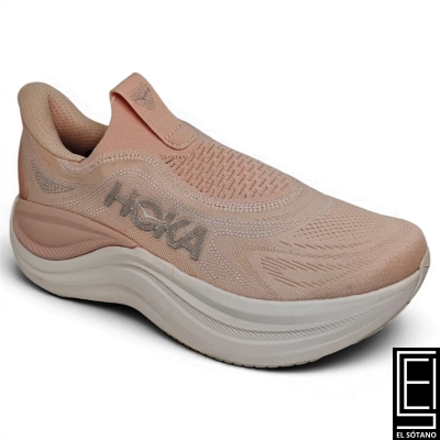Zapatos Hoka Skyward Laceless En Color Rosa Latte Diseñados Con Una Parte Superior Elástica Estilo Calcetín Sin Cordones