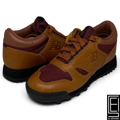 Zapatos New Balance Rainier Low